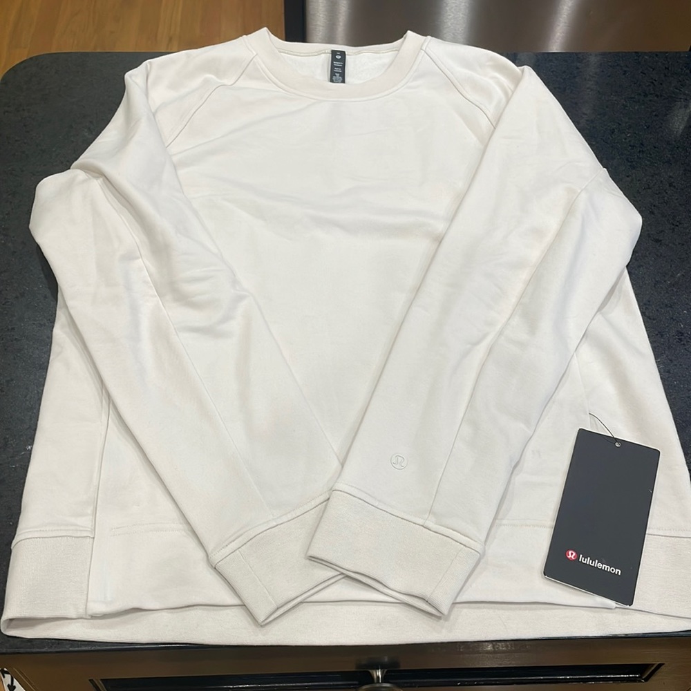 Lululemon NWT men’s City Sweat Crew size M